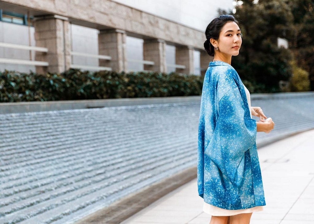 Examples of Women Styling Haori Fashionably